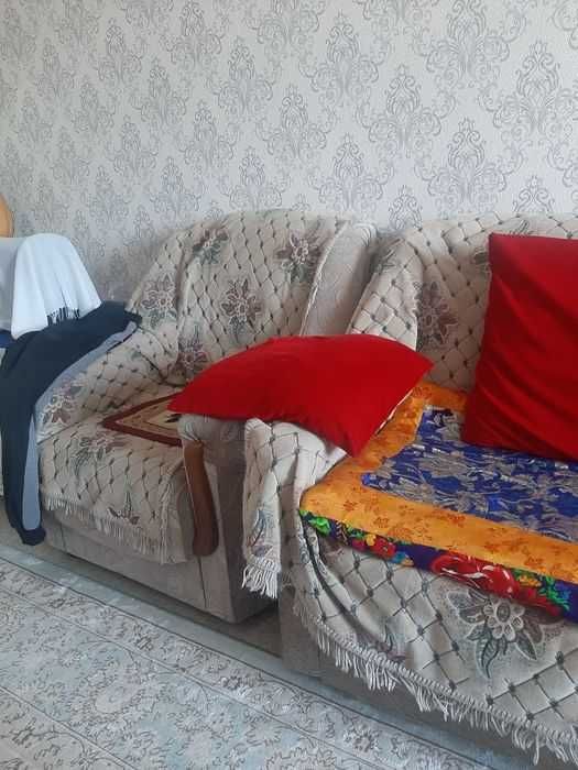 Продам Уютный диван для дома