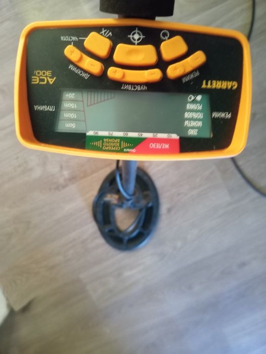 Продам металлоискатель