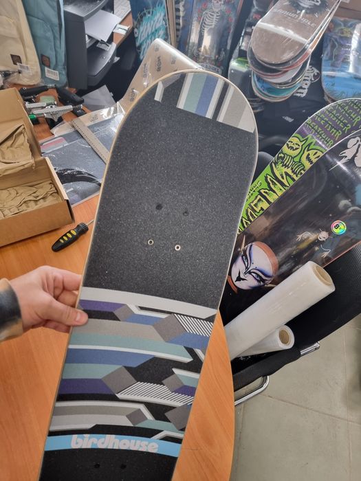 Birdhouse 8.25 професионален скейтборд