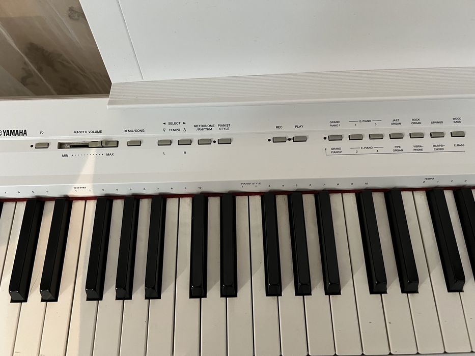 Синтезатор YAMAHA