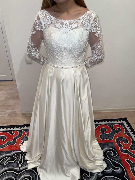 Свадебное платье