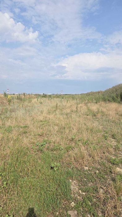 Vand teren intravilan industrial construibil sat Bâcu judetul Giurgiu