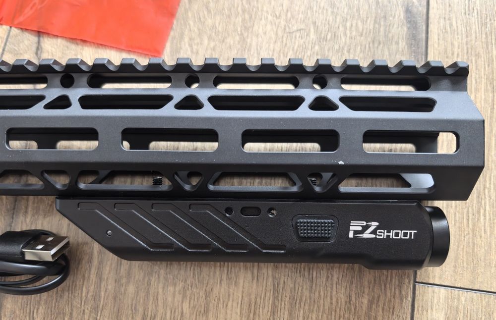 Фенерче с лазерен прицел за AR15, карабина, пушка