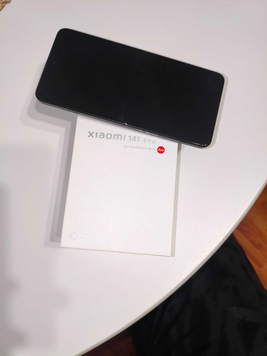 Продавам Xiaomi 14T Pro, 12 GB Ram, 512 GB памет