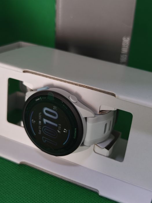 Garmin  Forerunner 165  Amoled * Garantie *