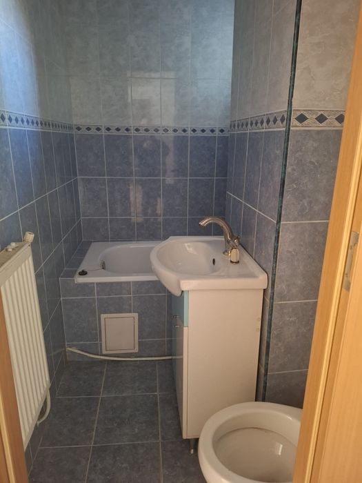 Vand apartament 3 camere
