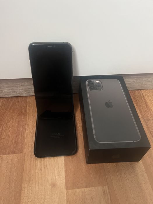 Telefon Iphone 11 Pro in stare buna fara zgrieturi si totul functional