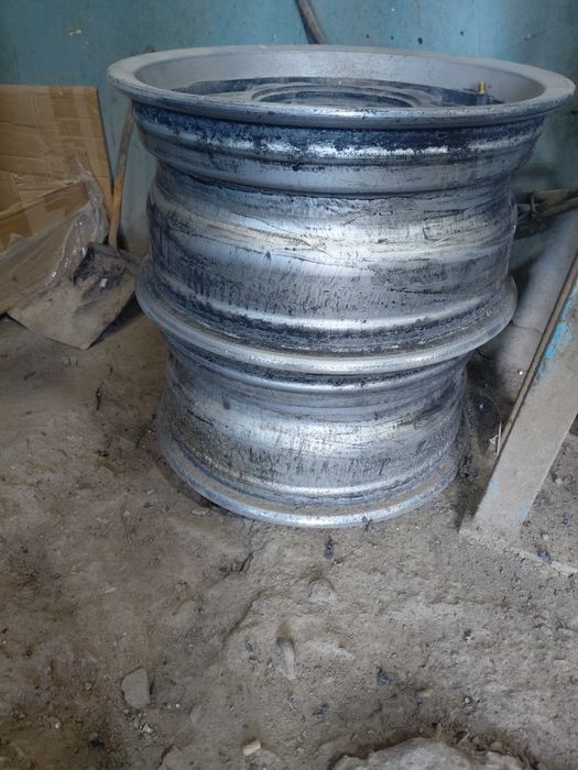 Продам титановые диски на Бмв