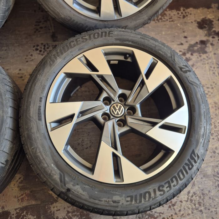 Jante Volskwagen Touareg R 20 5x112  255 50 20 Bridgestone 2022