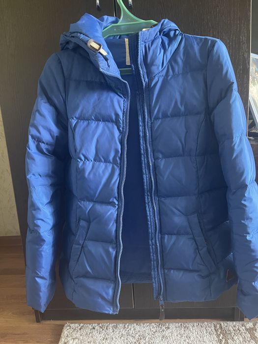 Продам куртки женские
