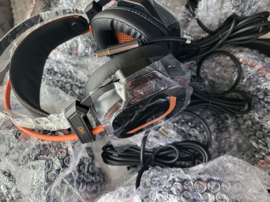 Новые наушники MORADI с LED синий и корич. подсветкой usb moradi