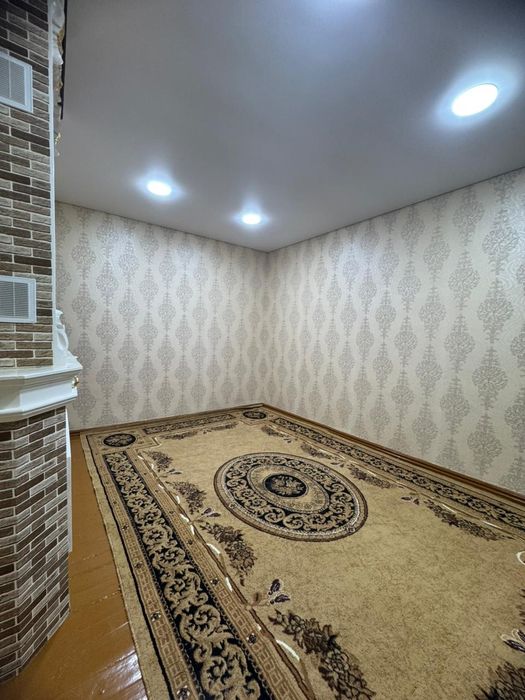 Срочно продаю 2 комн  квартрру горпарк