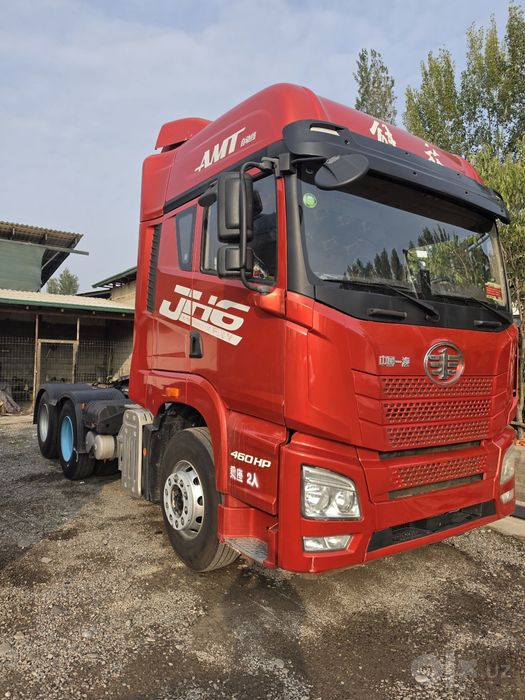FAW JH6 Тягач Сотилади
 Йили: 2022