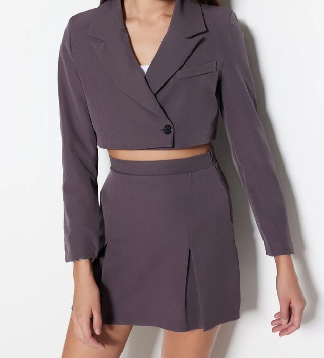 Sacou scurt dama/ Blazer/Jacketa line crop Marimea 40