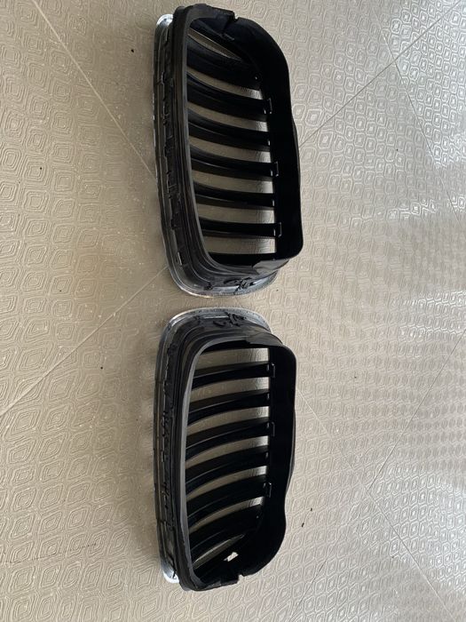 Решетка радиатора BMW X5 E53 до 2003)