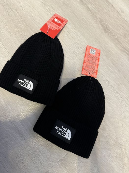 Caciuli de calitate diferite firme