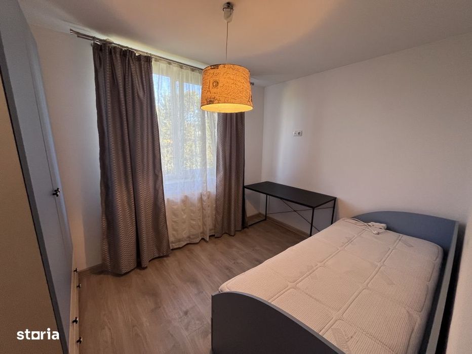 3 Camere | SEMICENTRAL | zona Platinia | Strada Plopilor | Garaj | 70m