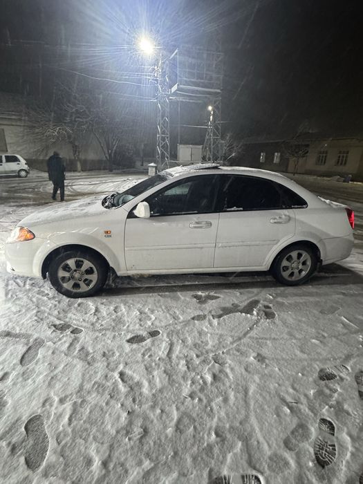 Lacetti jentra qilingan 1.6 A/T 2013