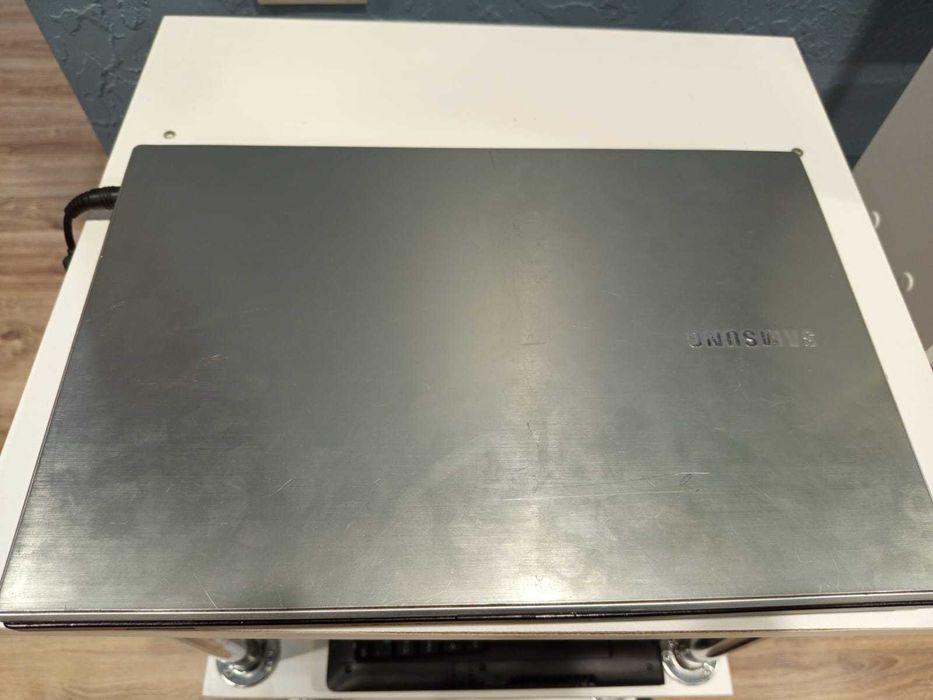 4х ядерный ноутбук Samsung!