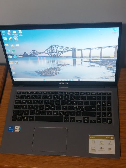 Laptop Asus Gen11 i5 1135g7 2,4Ghz/4,2Ghz, 20GB DDR4, 512GB, Iris Xe Graphics, Windows 11 Office 2024