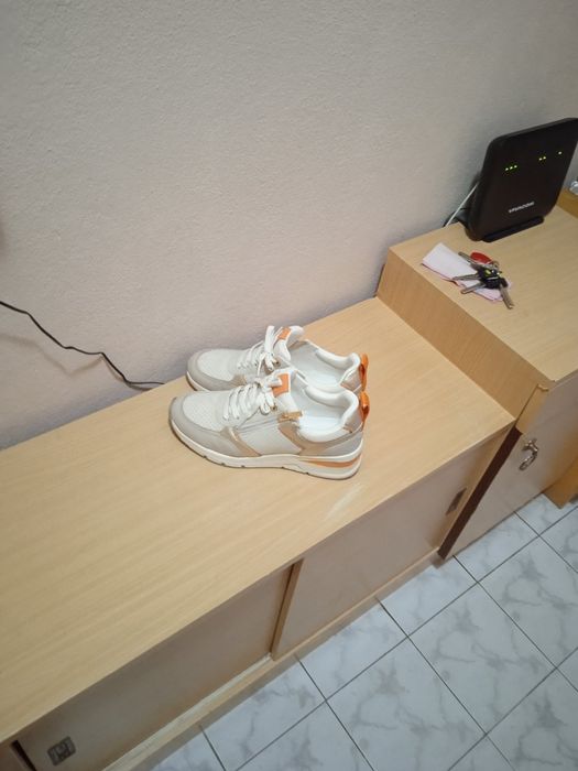 Дамски маратонки