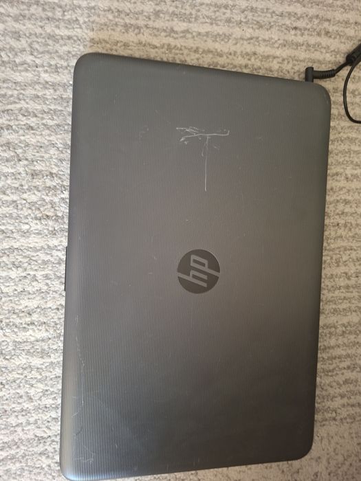 Vând laptop HP 250 G5