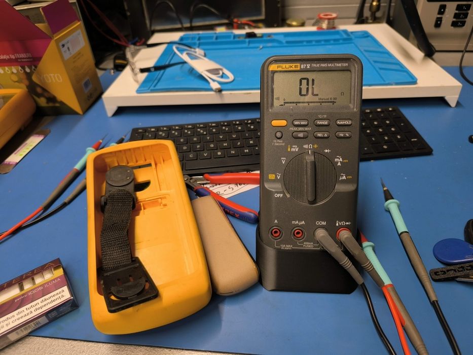 Fluke 87 V suport ergonomic ABS