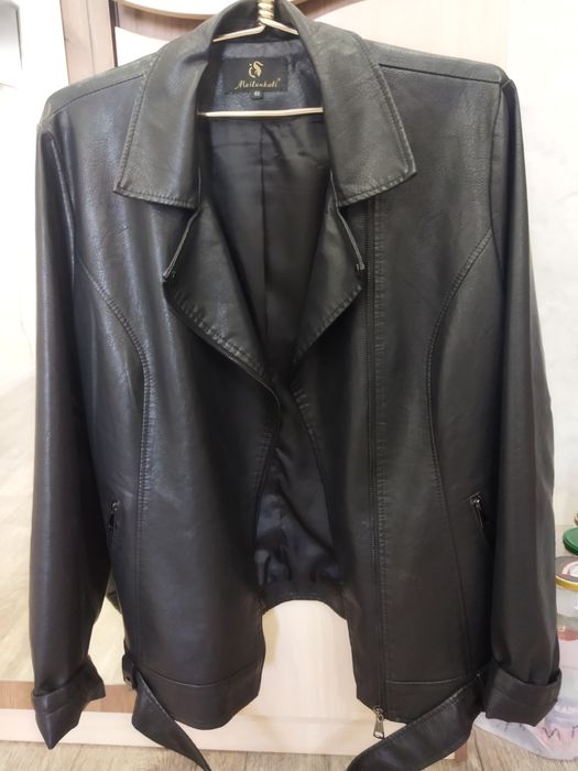 Продам кожаную куртку