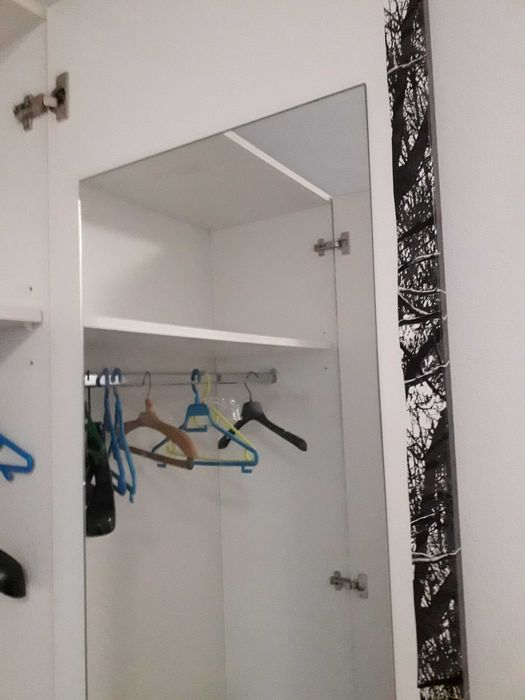 Обзавеждане -запазени мебели за хол и детска