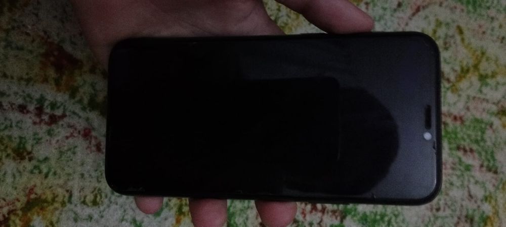Продам iphone 11 pro