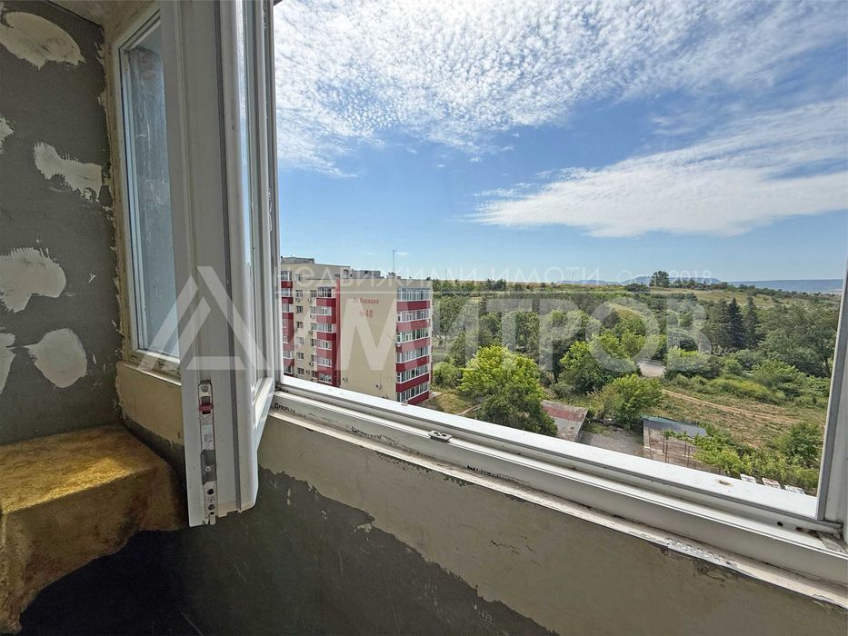 Продава апартамент тип гарсониера 42 кв.м. в гр. Нови пазар, САНИРАН жилищен блок - снимка 8