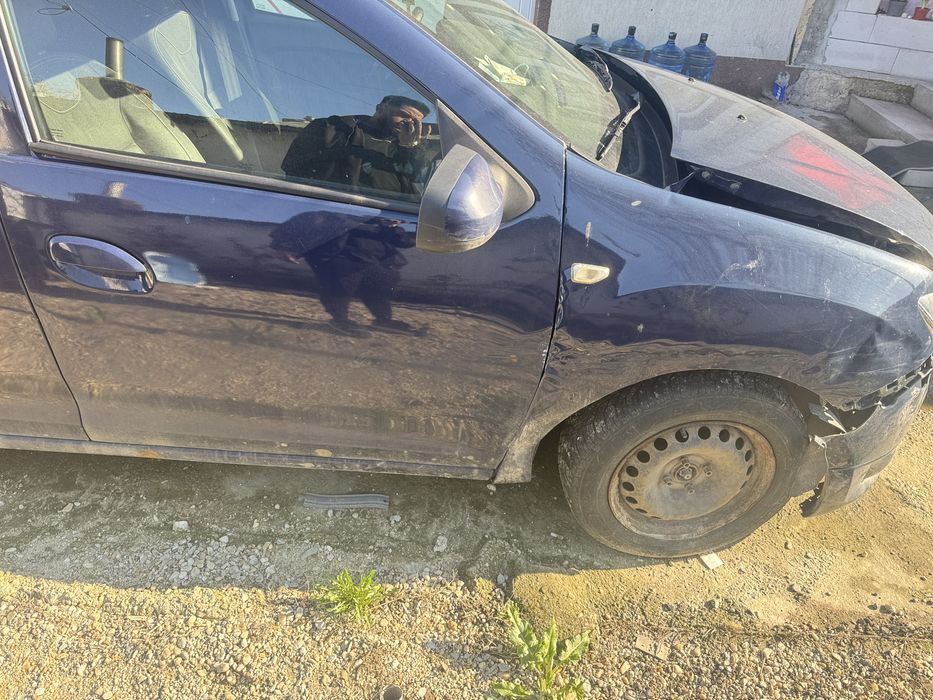 Dacia sandero 1.5 disel, ac, 2013 Avariat !