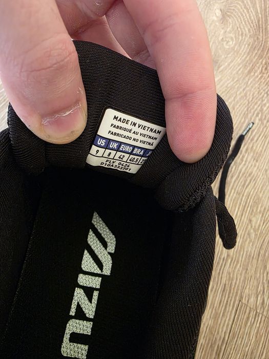 Mizuno Wave Prophecy LS