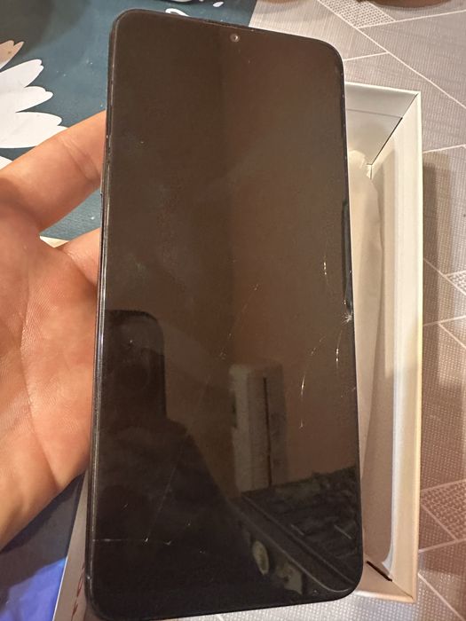 TCL 20 SE спукан дисплей