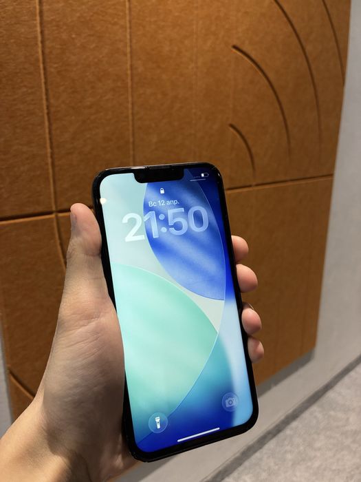 iPhone 13 / 128 GB / СРОЧНО