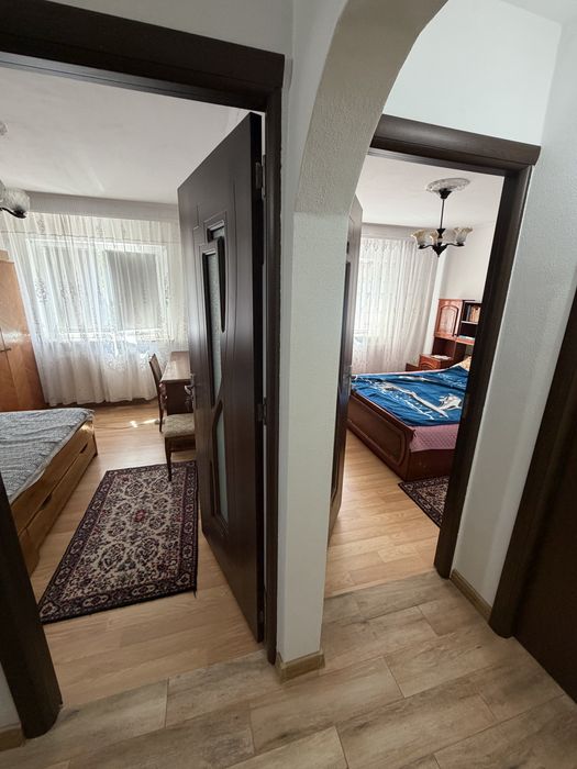 Apartament 3 camere Mioveni, etaj 2