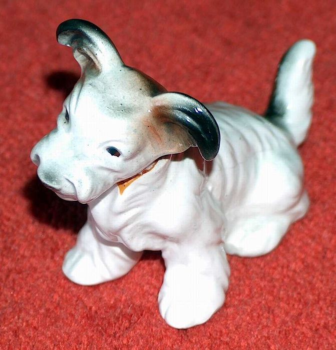 miniaturi vechi din porţelan