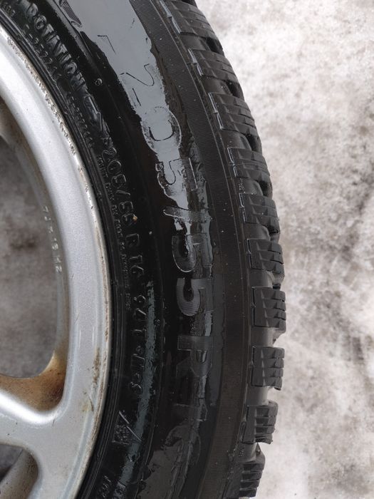 Шины с дисками зимние шипованые