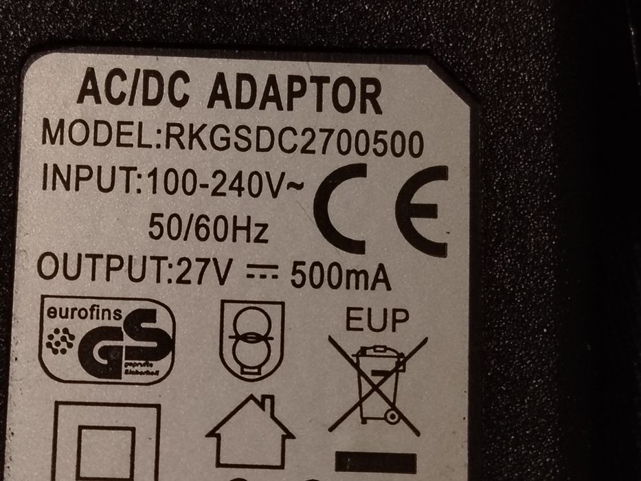 Incarcator alimentator aspirator Beko 27v  0,5A. Testat. Mufa 5,5 x 2,5 mm