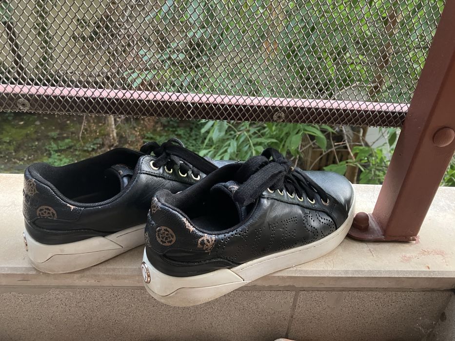 Кецове Guess, 38 номер