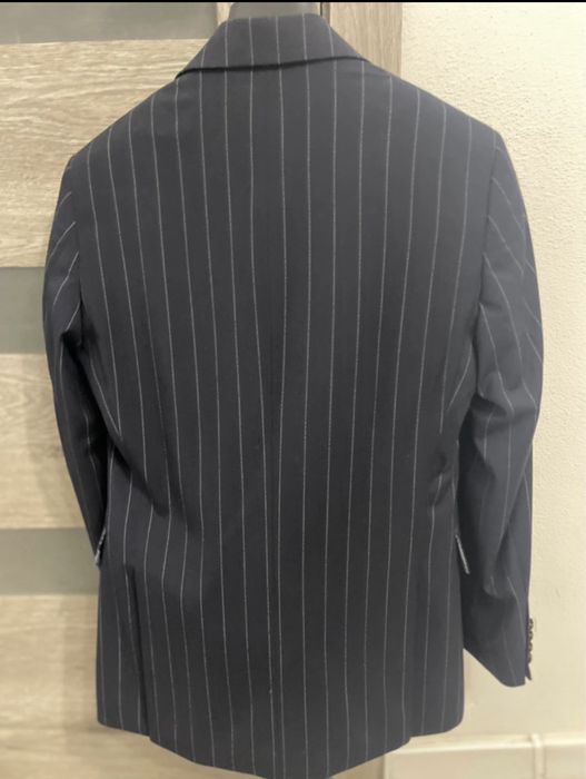 Vând Costum elegant