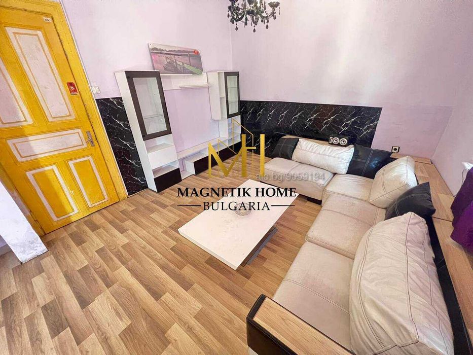 Уютен двустаен апартамент в супер център с гледка към Операта