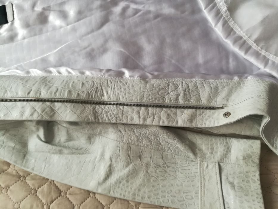 Тренч (плащь) кожаный