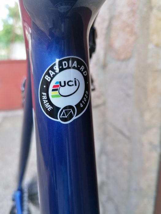 Шосеен BASSO Carbon, Shimano 105