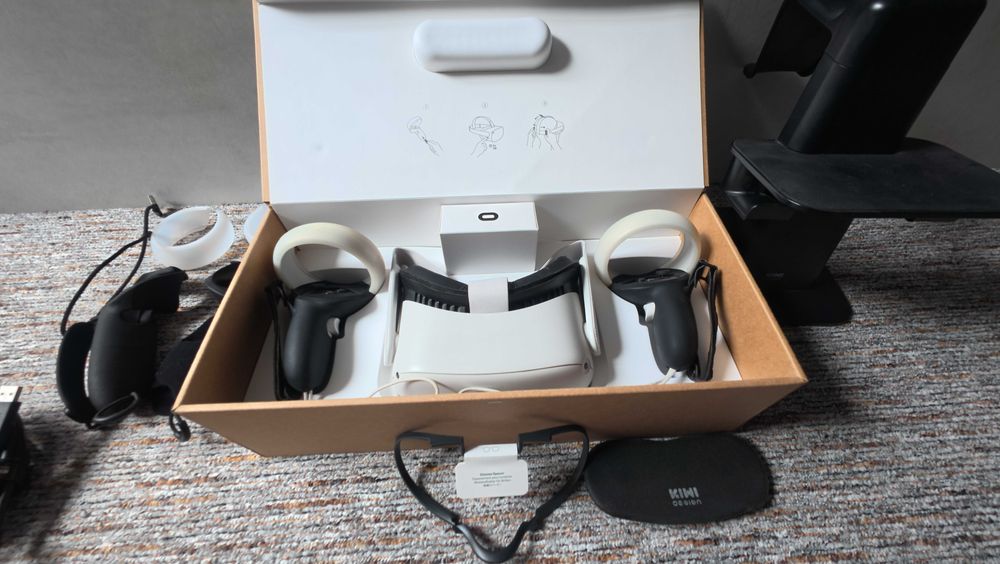 Ochelari vr Oculus Quest 2, 128GB, in stare impecabila si CU MULTE ACCESORII