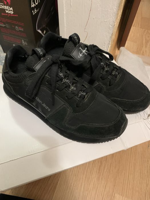 Кроссовки женские 7500!!!