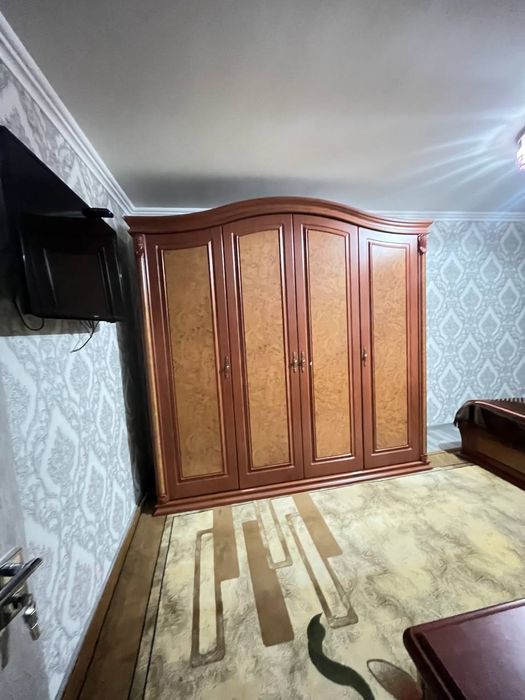 Срочно Продается !!! Стенка,  спальный гарнитур , стол стул .