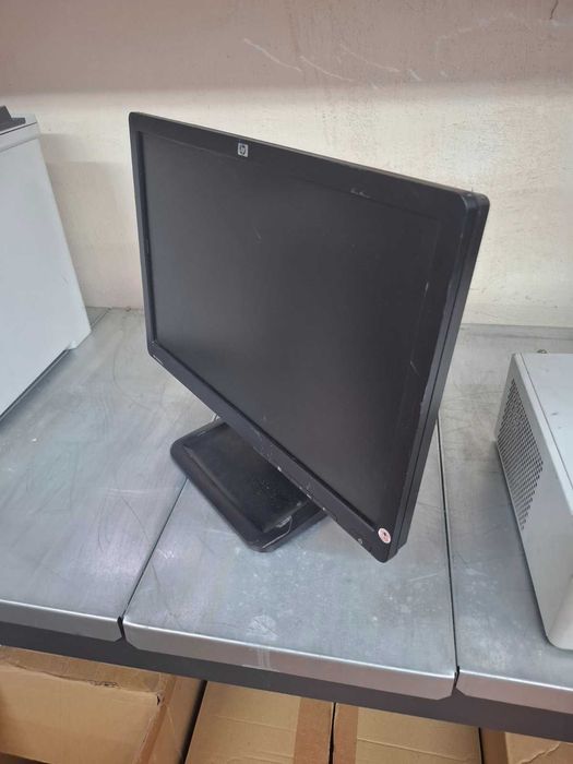 Монитор 19“ HP LE1901W