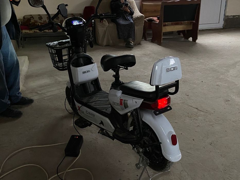 Скутер электро ск 8