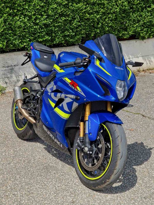 Suzuki L 7 1000R